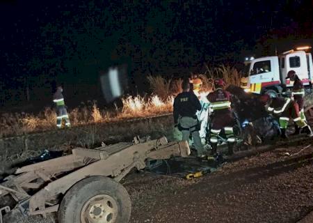 Acidente na BR-163 em Rio Brilhante mata cantor Célio Silva