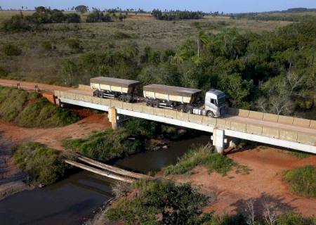 Governo assina contrato para duas pontes de concreto em Ivinhema