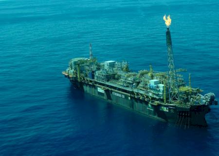 Pré-sal atinge recorde de 73% da produção nacional de petróleo e gás