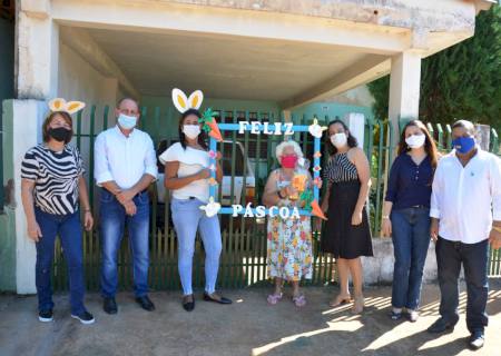 Páscoa é celebrada com entrega de chocolates em Taquarussu