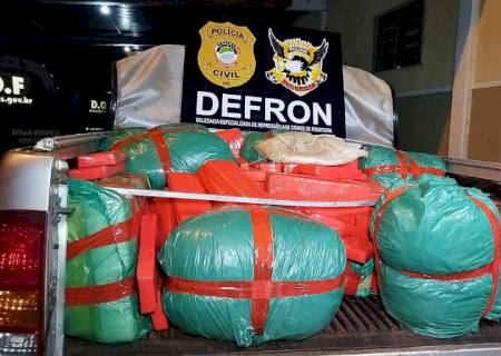 Defron descobre entreposto, prende duas pessoas e apreende mais de 300 kg de drogas em Coronel Sapucaia