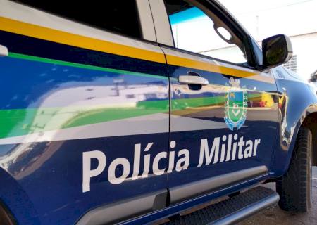 Polícia Militar prende homem por descumprir medida protetiva e violação de domicílio em Santa Rita do Pardo