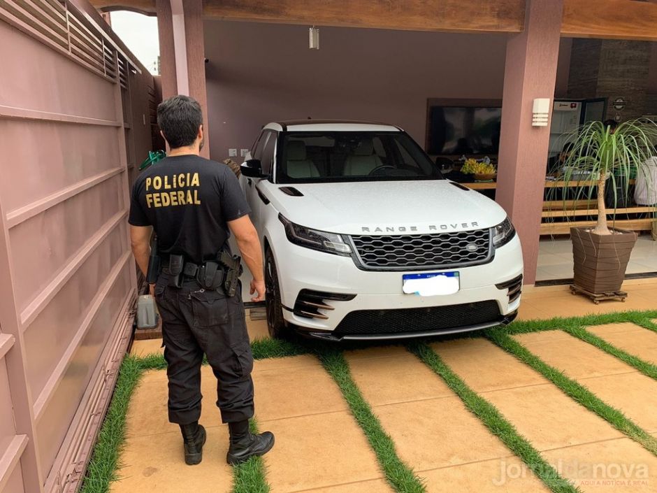 Operação da PF em MS e mais 7 estados sequestra 150 veículos, avião e lancha de organização criminosa
