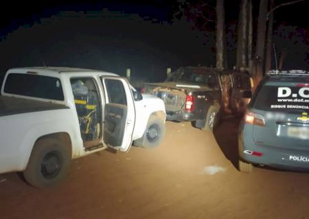 Vídeo: DOF apreende duas caminhonetes roubadas e carregadas com mais de duas toneladas de maconha