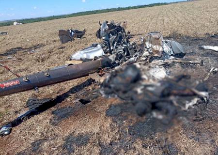 Vídeo: Choque encontra helicóptero com dois corpos e drogas carbonizados na fronteira