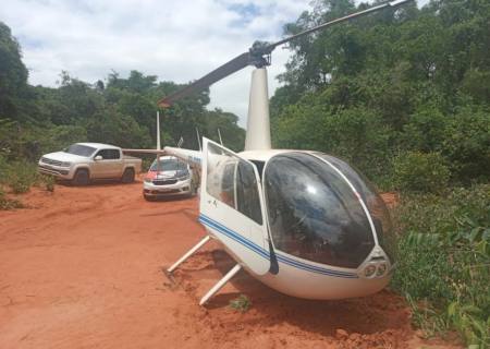 Vídeo: Polícia apreende helicóptero lotado de cocaína após pouso forçado