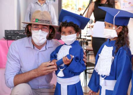 Mais 60 alunos fazem formatura da pré-escola e destacam Educação Infantil de Batayporã