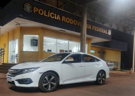 PRF recupera em Sidrolândia dois carros roubados na Capital