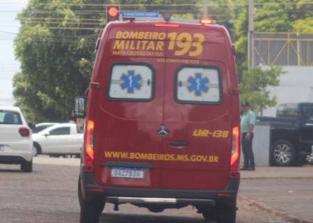 Colisão entre motoneta e caminhonete deixa uma pessoa ferida em Nova Andradina