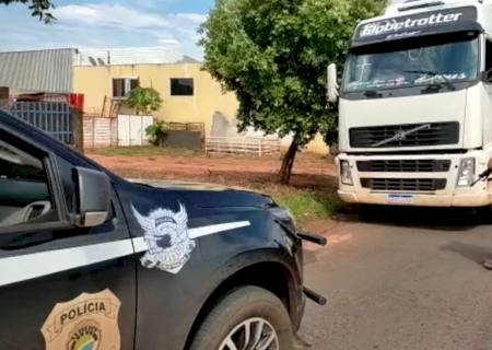 Defron intercepta carreta com 5,3 ton de maconha que iria para o Rio Grande do Sul