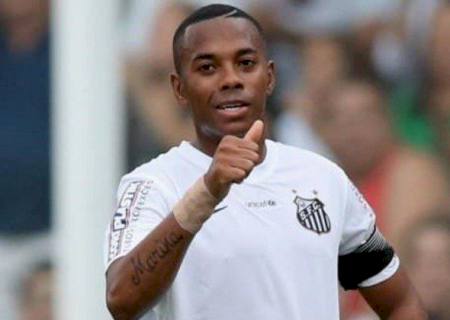 Robinho não pode ser preso ou extraditado para Itália, afirma desembargador