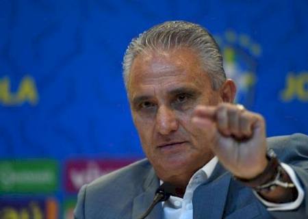 Tite diz que usará equipe alternativa diante de Camarões