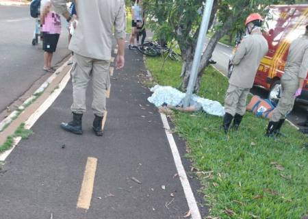 Motociclista colide com poste e morre em Ponta Porã