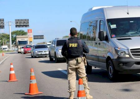 Acidentes em rodovias federais do país matam 55 pessoas no carnaval