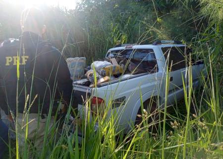 Traficante é morto ao tentar fugir da polícia com caminhonete cheia de drogas