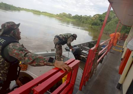 PMA fiscaliza 101 embarcações, 187 pescadores e autuam três paranaenses por pesca ilegal