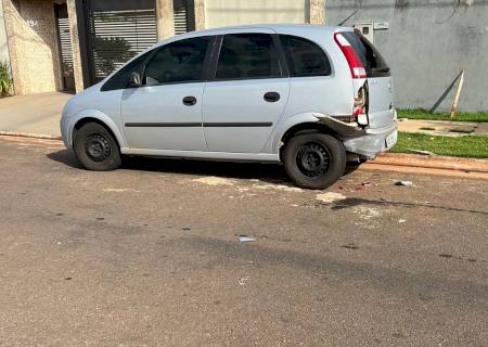 Condutor bate em carro estacionado no Celina Gonçalves e foge, mas vítima consegue anotar a placa