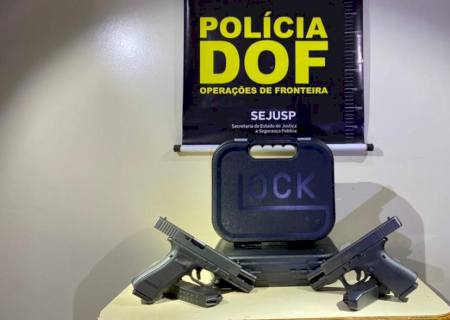 Mulher é surpreendida pelo DOF enquanto viajava com duas pistolas presas ao corpo