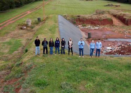 Técnicos ligados ao meio ambiente visitam aterro sanitário de Taquarussu