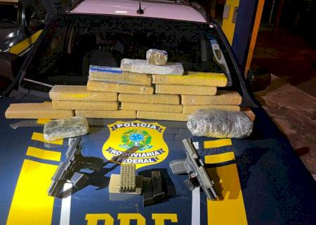 Maconha, skunk e duas pistolas são apreendidos com passageiros de um ônibus em Dourados