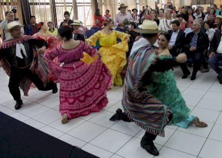 Com dança e música, Mato Grosso do Sul celebra 5º Festival Cultural do Chamamé