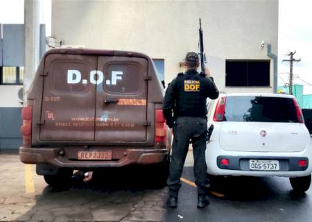 DOF apreende carro adulterado que seria utilizado no contrabando em Maracaju