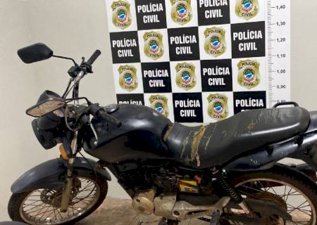 Motocicleta e placa usadas por assaltantes são produtos de furtos ocorridos em Nova Andradina