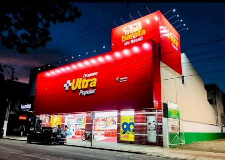 Drogarias Ultra Popular se consolida em Nova Andradina e celebra fim de ano com colaboradores