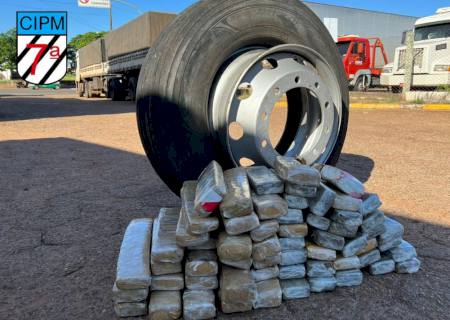 Ônibus que passou por Nova Andradina é apreendido com 50 kg de maconha em Bataguassu