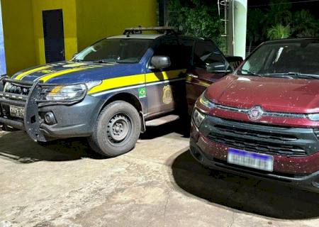 PRF recupera em Corumbá veículo roubado em Campo Grande