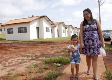 Naviraí recebeu 1.192 casas, novo subgrupamento dos Bombeiros e reforma de escola