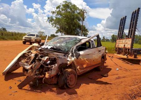 Após colisão entre picape e carreta, PM de Amandina descobre que condutor não tinha habilitação