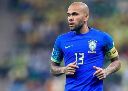 Ministério Público da Espanha pede prisão preventiva de Daniel Alves e sem direito a fiança