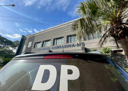 Homem tem o veículo danificado pela ex-mulher em Nova Andradina