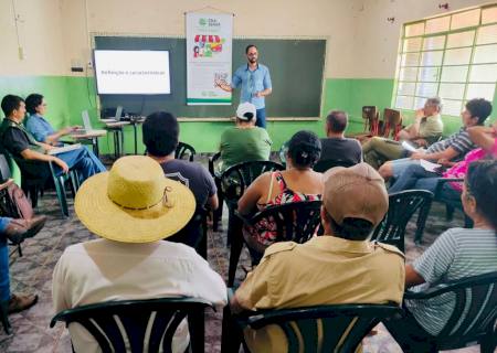 Agricultores familiares de Batayporã recebem seminário sobre cooperativismo