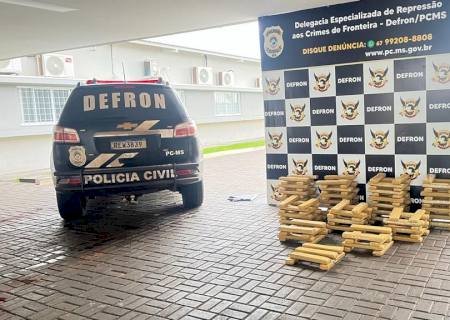 Após informação da polícia de SP, Defron localiza carro com 163 kg de maconha na zona rural de Dourados