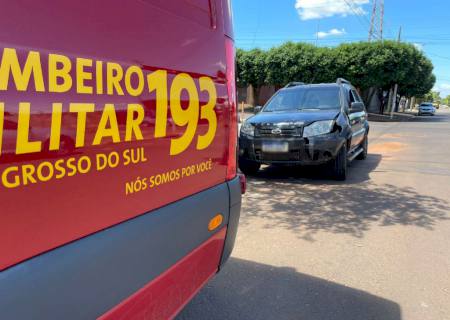 Colisão na avenida Ivinhema deixa motociclista ferido