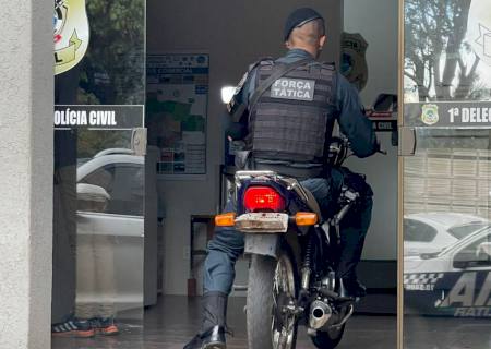 Polícia Militar prende dois motociclistas por direção perigosa em Nova Andradina