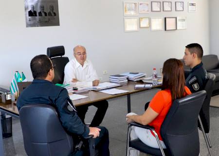 Prefeito se reúne com Polícia Militar para discutir medidas de segurança escolar