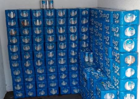 Polícia Civil localiza 169 caixas de cerveja saqueadas de carreta envolvida em acidente em Santa Rita do Pardo