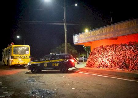 PRF apreende 2,7 toneladas de maconha em Paranaíba