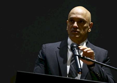 Moraes manda Telegram indicar representante legal para não sair do ar