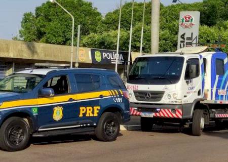 Ambulância roubada em Sidrolândia é recuperada em Presidente Epitácio (SP)