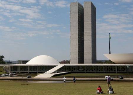 Congresso entra em recesso sem aprovar LDO e mira nova solução para vencer ''guerra de emendas''