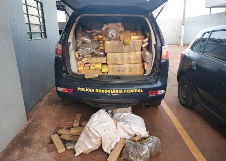 Carro é abandonado com 300 kg de drogas na BR-267 em Nova Alvorada do Sul