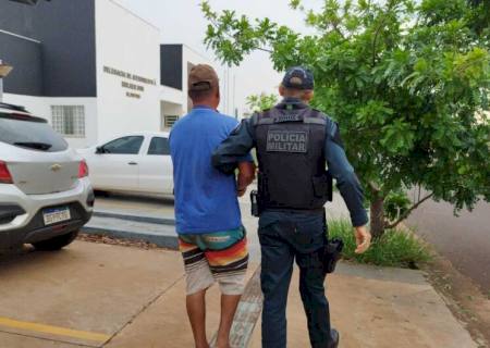 Homem é preso suspeito de abusar sexualmente da enteada na frente da irmã dela em Dourados