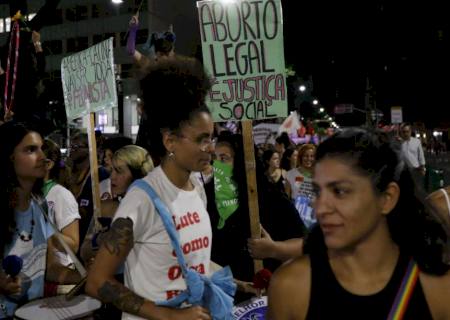 Estudo aponta que negras são mais vulneráveis ao aborto no Brasil