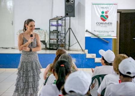 Batayporã: valorização da experiência pauta palestra para idosos e seus familiares