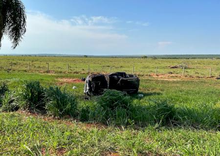 Policial e mulher morrem vítimas de acidente de trânsito na BR-267 em Nova Andradina