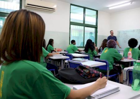 Decreto oficializa reajuste salarial de professores em Mato Grosso do Sul
